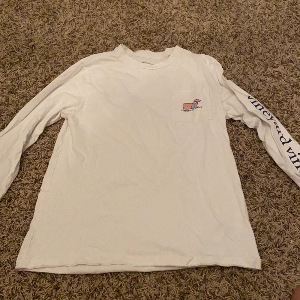 Long sleeve vineyard vines t-shirt